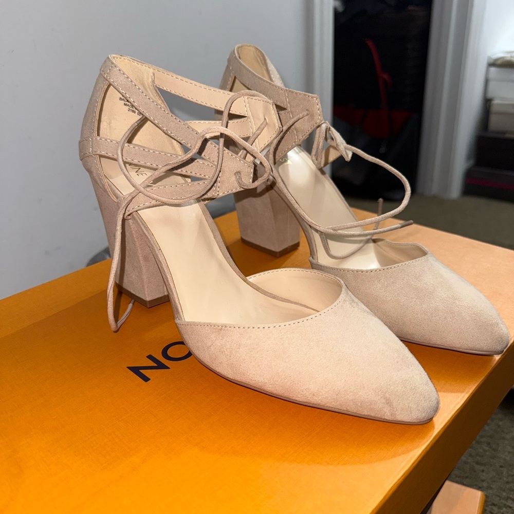 New Nine West Stefannao Ankle Strap Point Toes Sandals